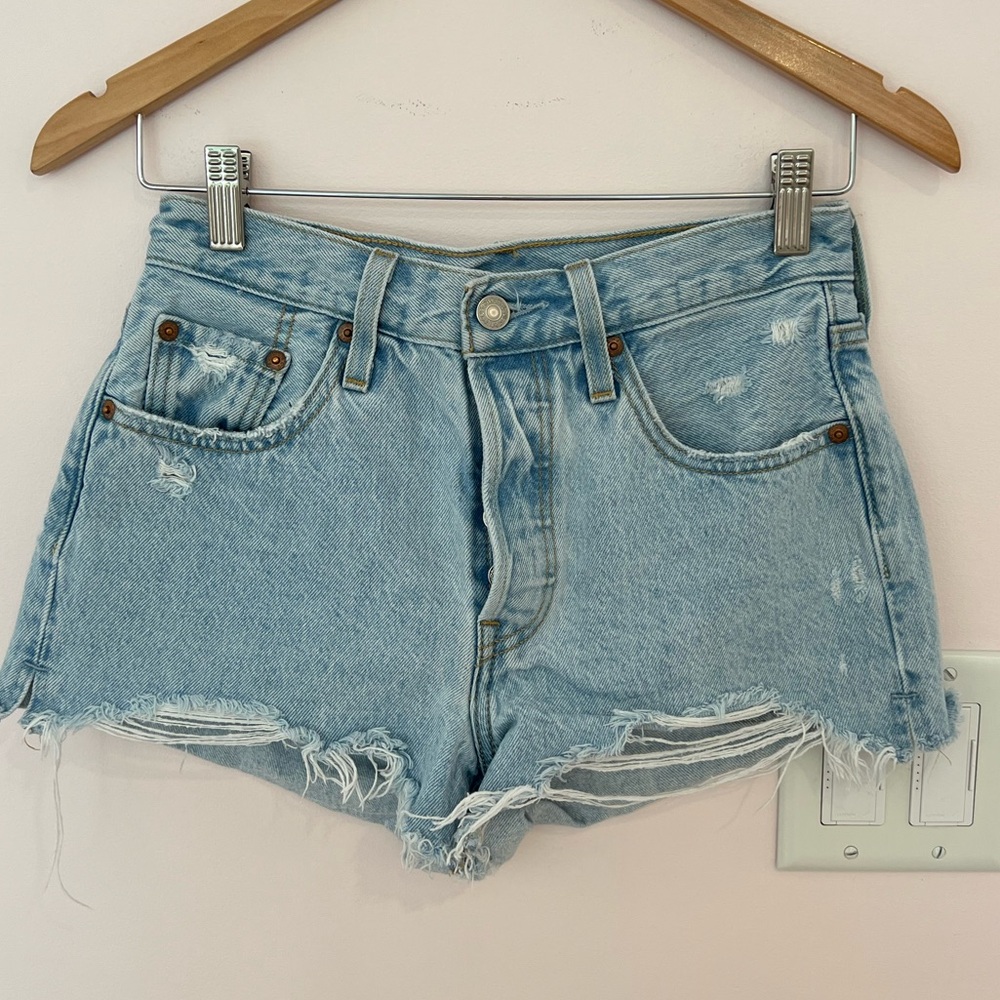 Levi’s 501 shorts - great condition